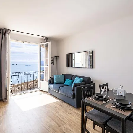 Apartment Modern And Charming With Sea View - Centre Antibes