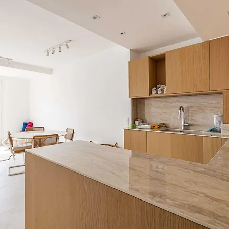 Apartment Modern And Charming With Sea View - Centre Antibes
