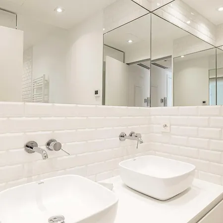 Apartment Modern And Charming With Sea View - Centre *