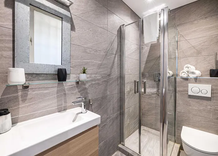 Modern And Charming With Sea View - Centre