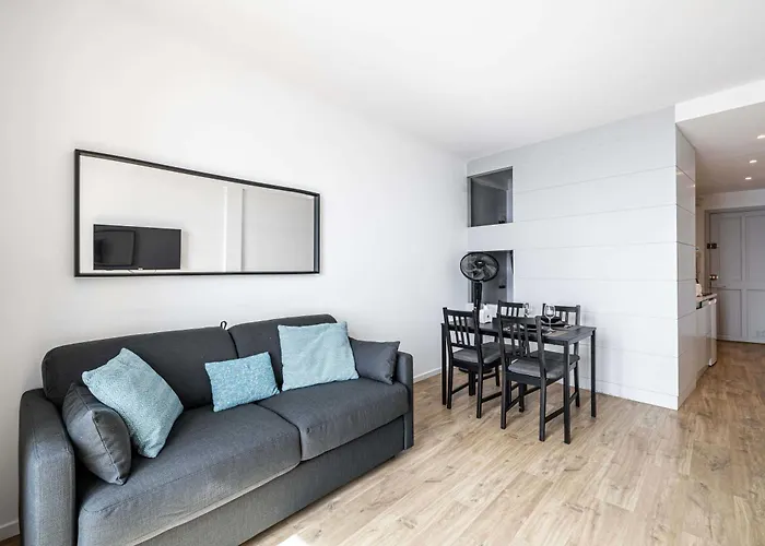 Apartment Modern And Charming With Sea View - Centre